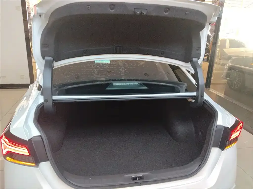 Nissan Teana 2022 из CN, фото 8