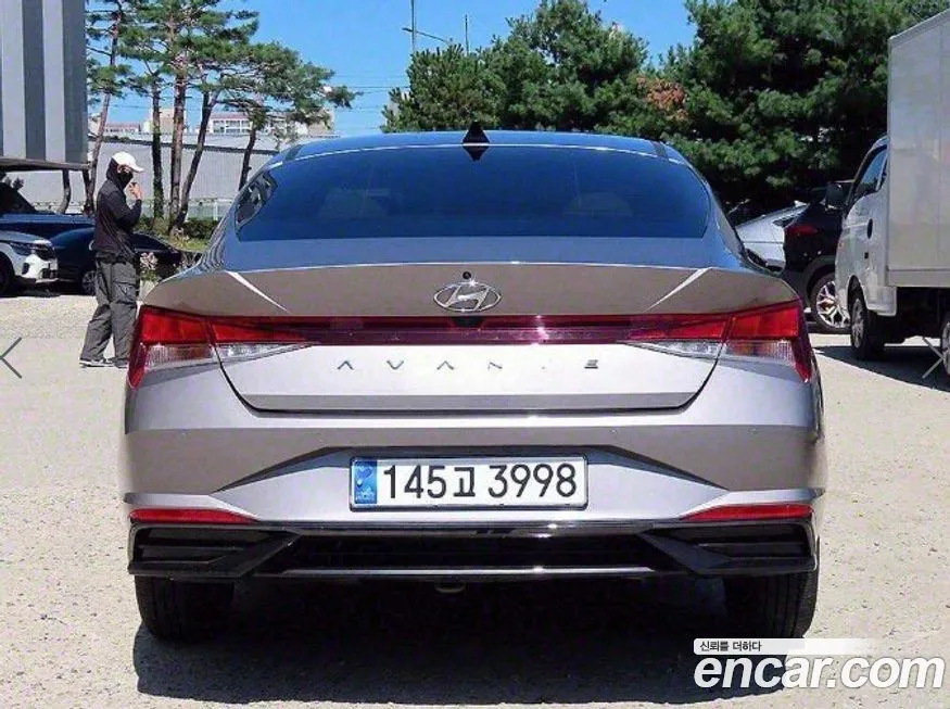 Hyundai AVANTE — фото 8
