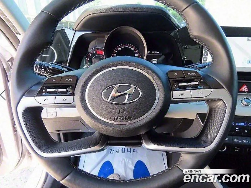Hyundai AVANTE — фото 5
