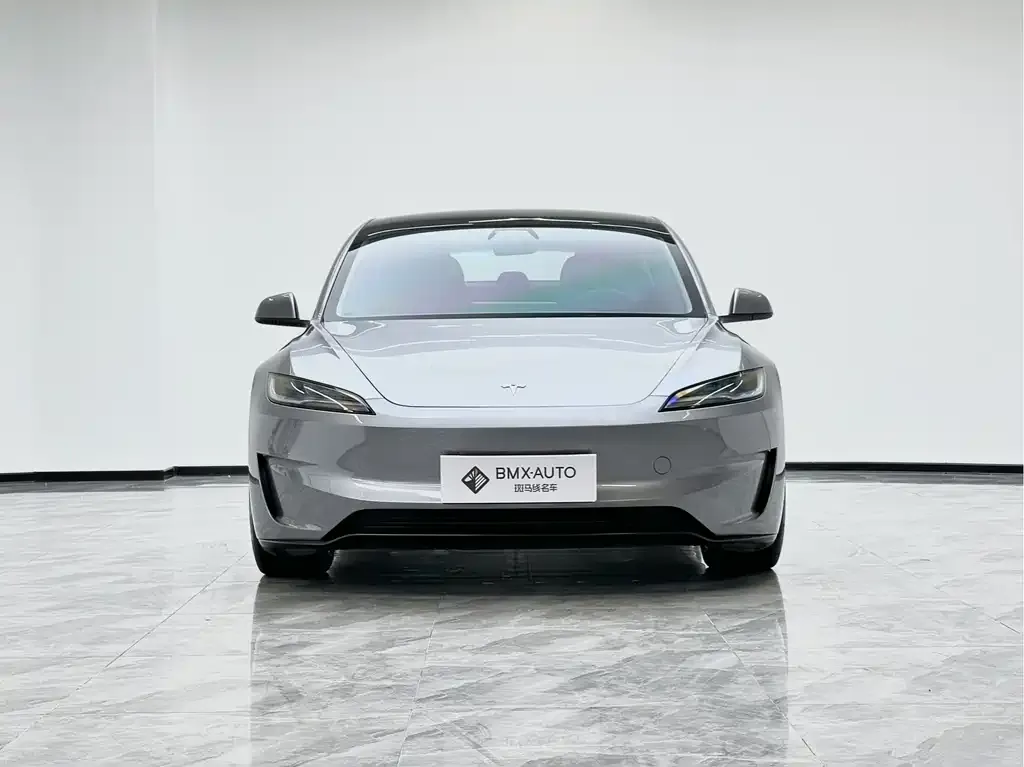 Tesla Model 3 — фото 4