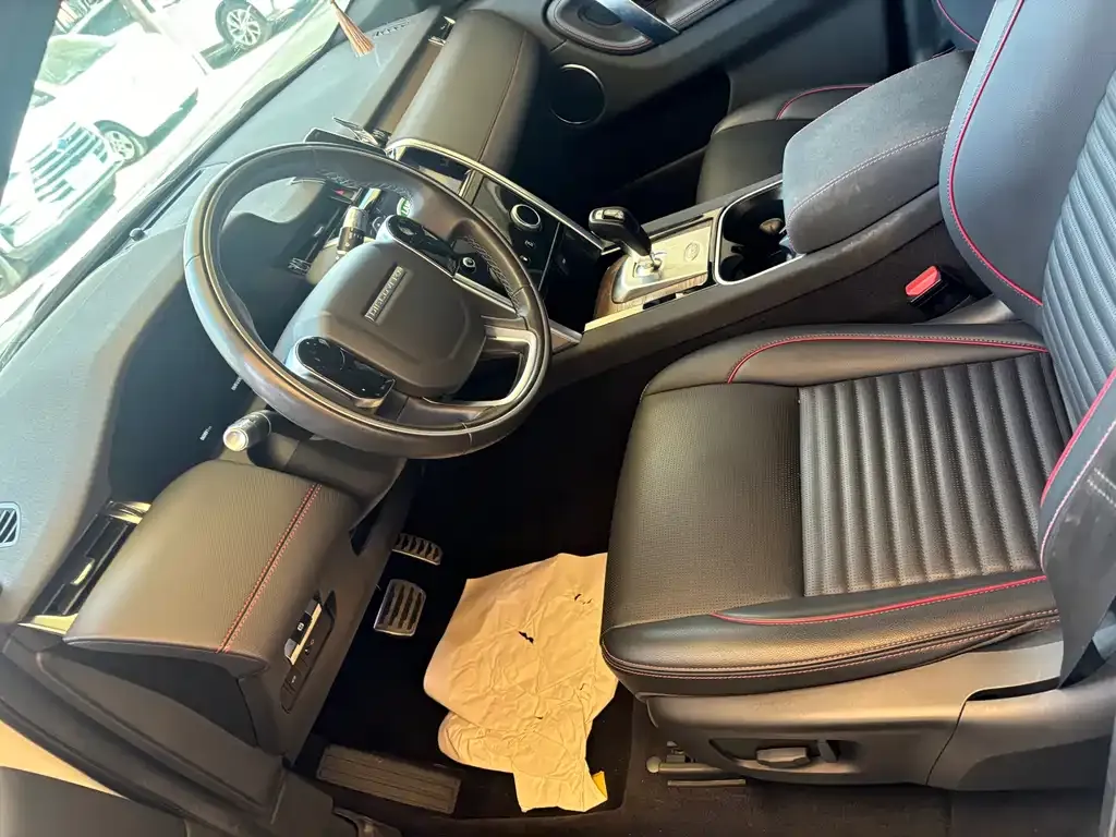 Land Rover Discovery Sport — фото 10