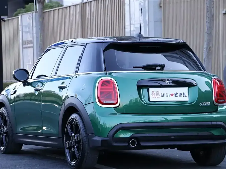 MINI Cooper (3-door) 2024 из CN, фото 4
