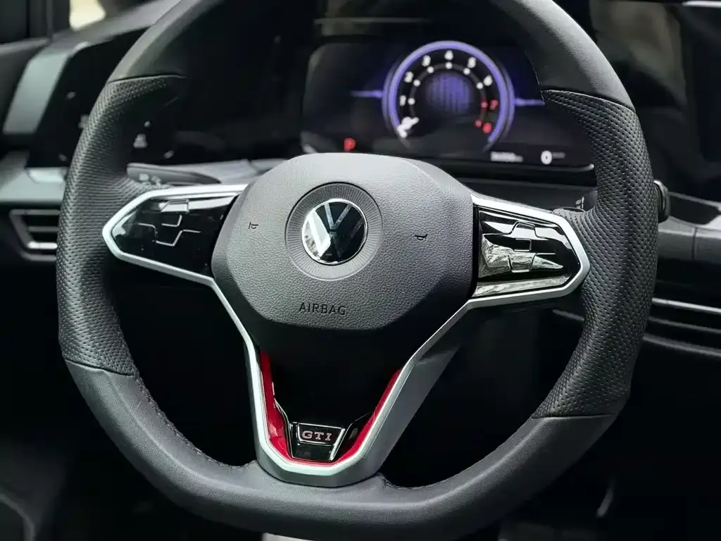 Volkswagen Golf GTI 2022 из CN, фото 2