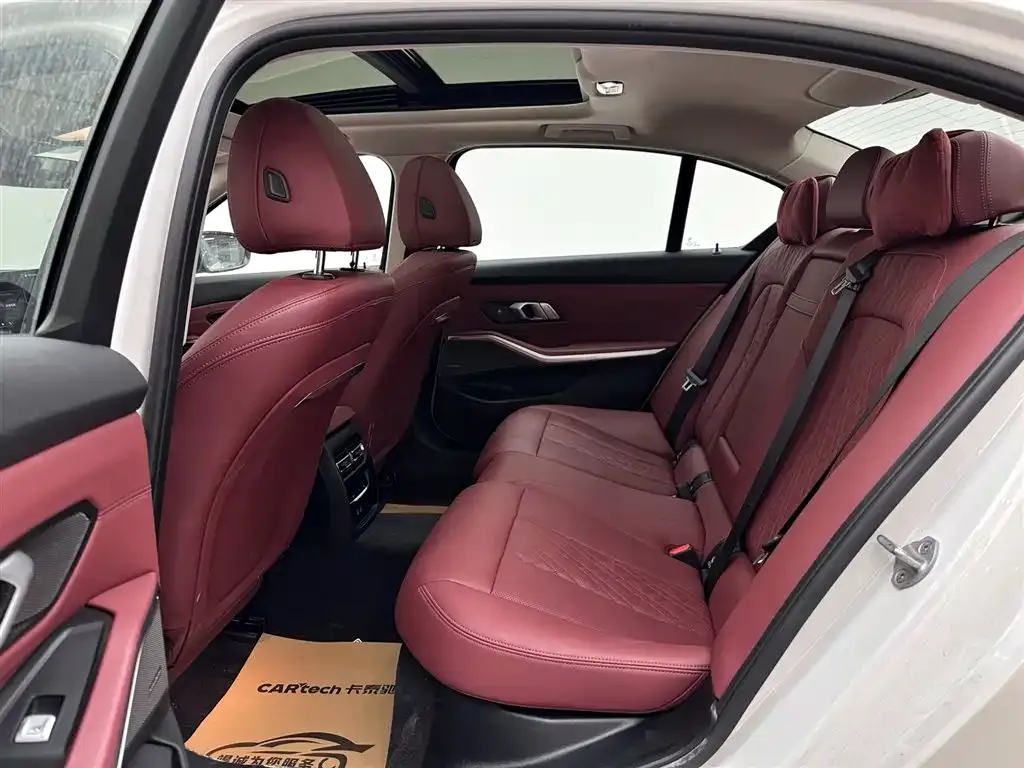 BMW 3 Series 2024 из CN, фото 8