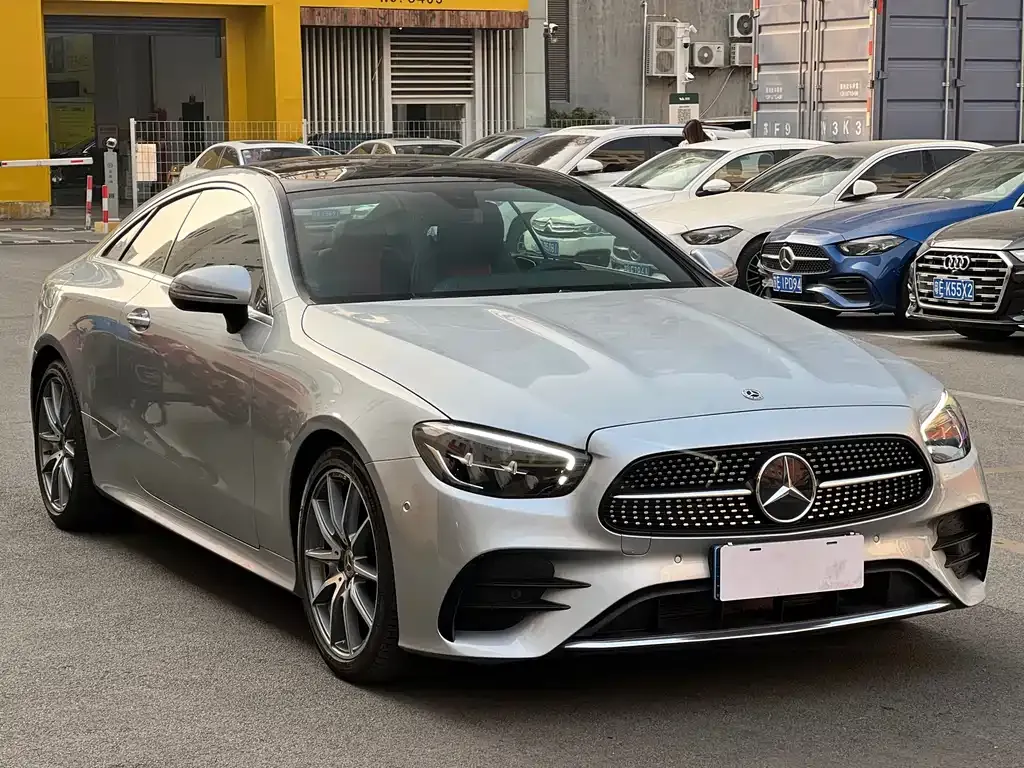 Mercedes-Benz E-Class (Import) — фото 4