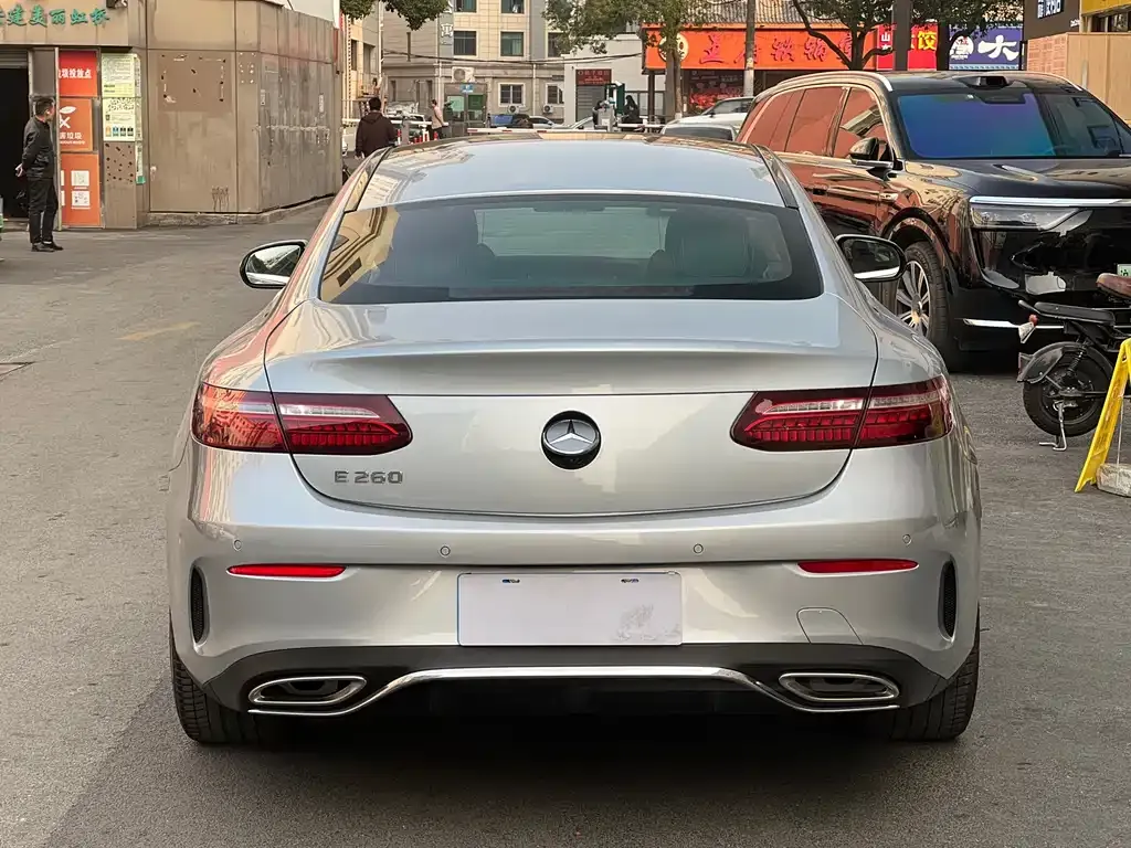 Mercedes-Benz E-Class (Import) — фото 10