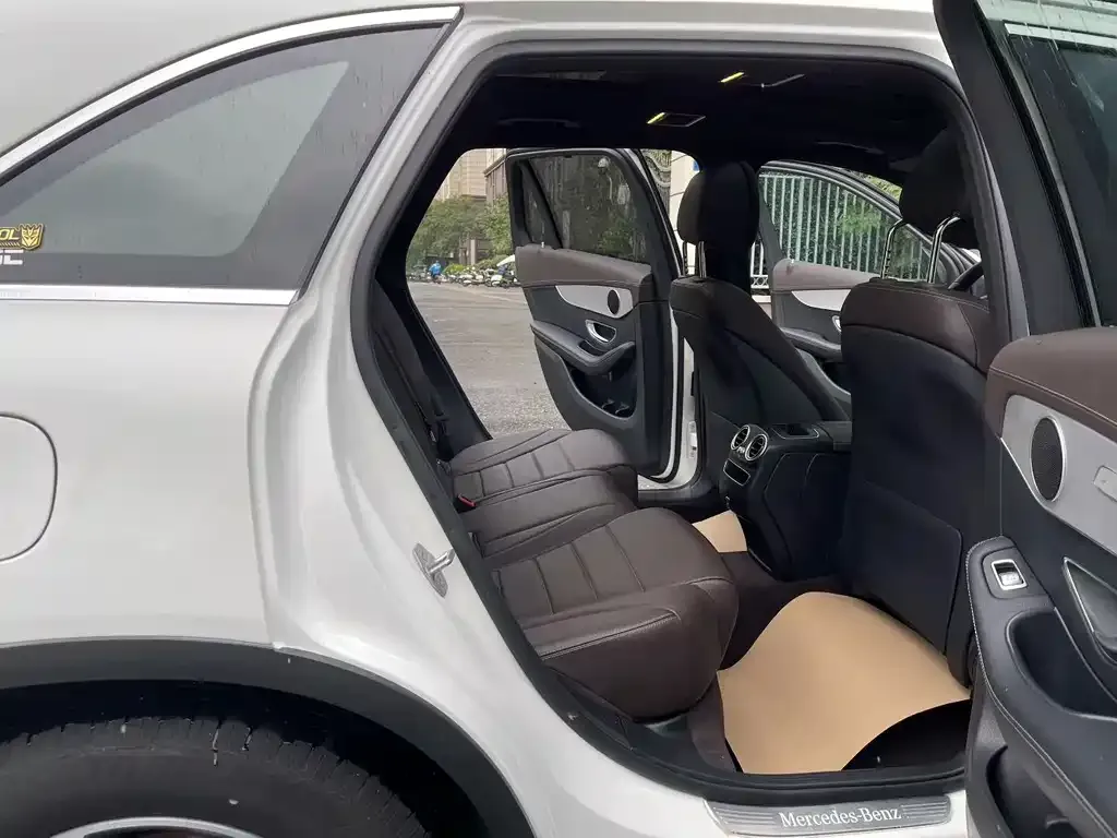 Mercedes-Benz GLC 2021 из CN, фото 2