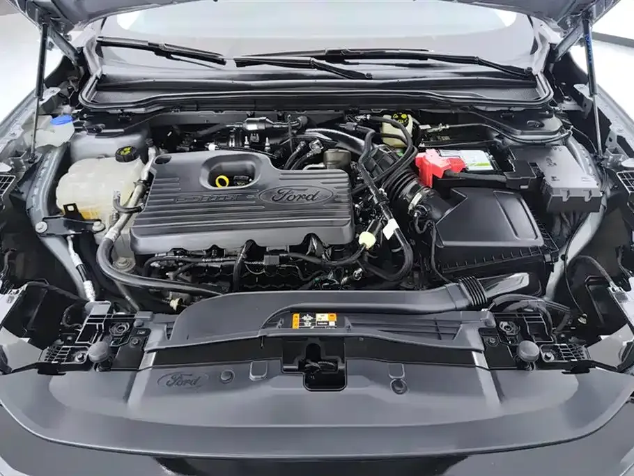 Ford Mondeo 2022 из CN, фото 10