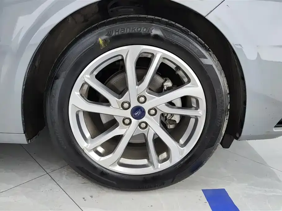 Ford Mondeo 2022 из CN, фото 8