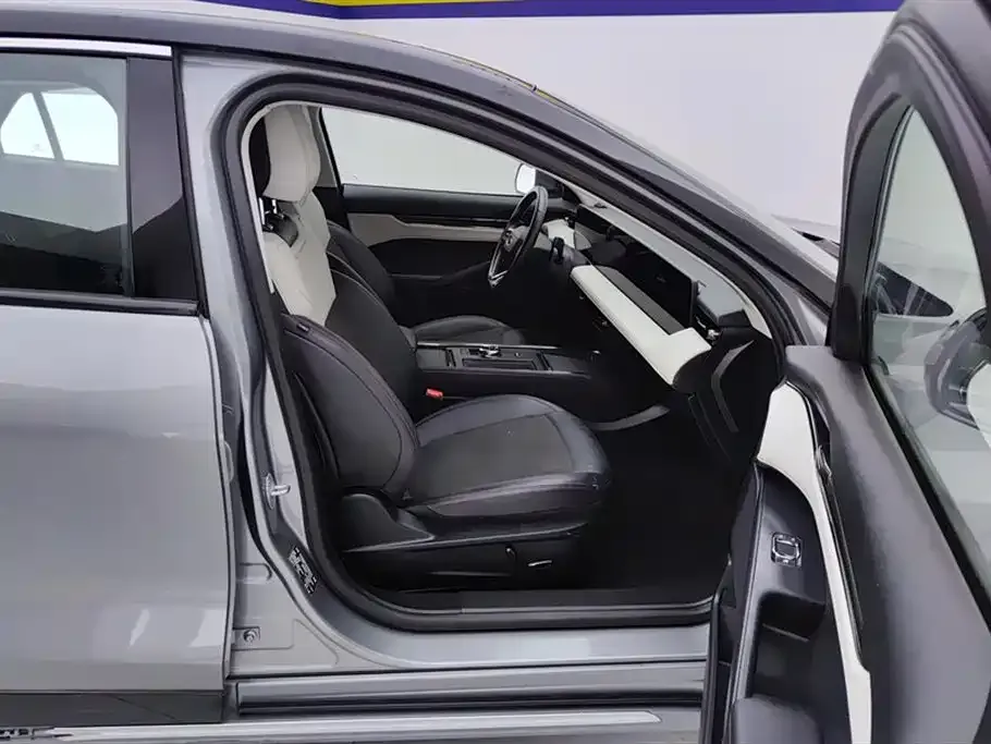 Ford Mondeo 2022 из CN, фото 2