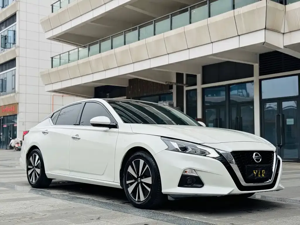 Nissan Teana 2022 из CN, фото 4