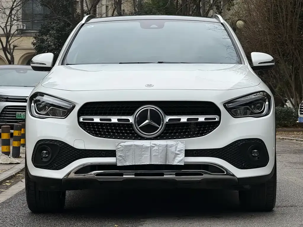 Mercedes-Benz GLA 2023 из CN, фото 1