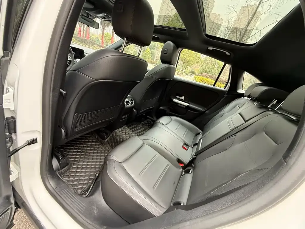 Mercedes-Benz GLA 2023 из CN, фото 6