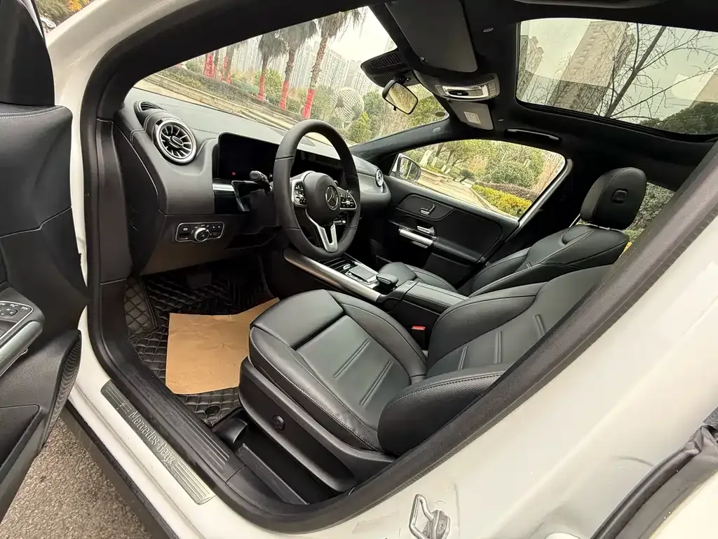 Mercedes-Benz GLA 2023 из CN, фото 5