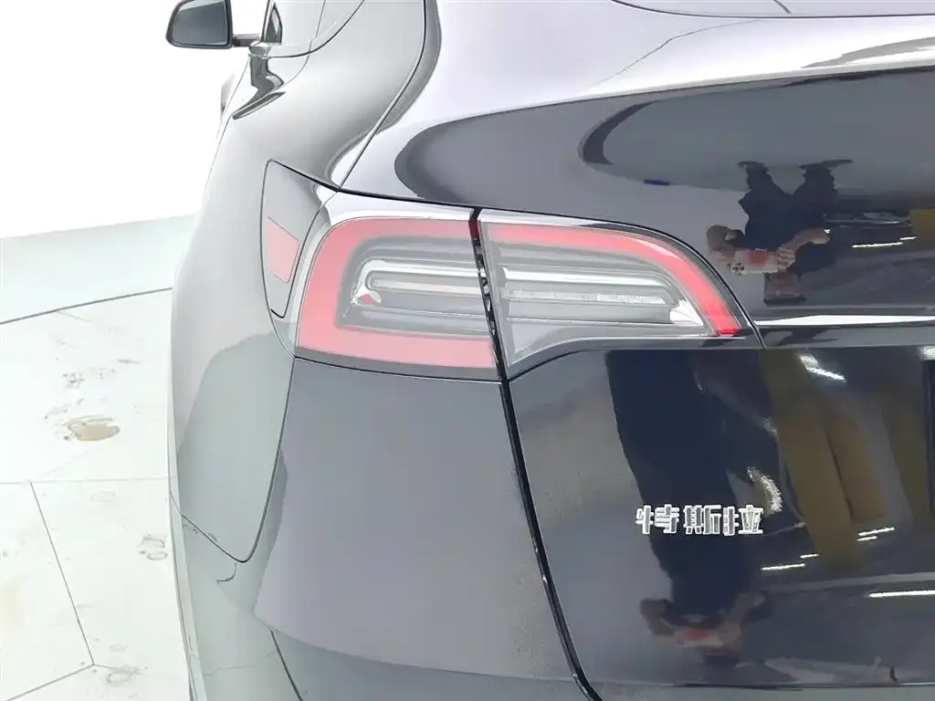 Tesla Model Y 2022 из CN, фото 3