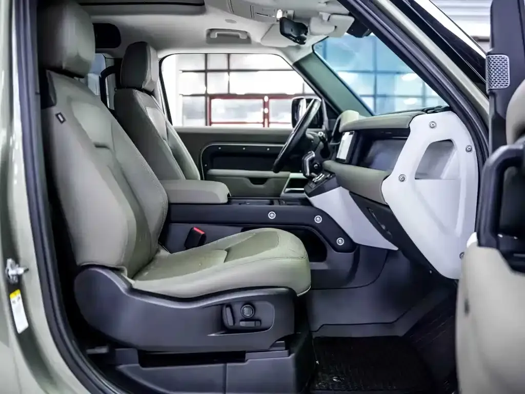 Land Rover Defender 2021 из CN, фото 8