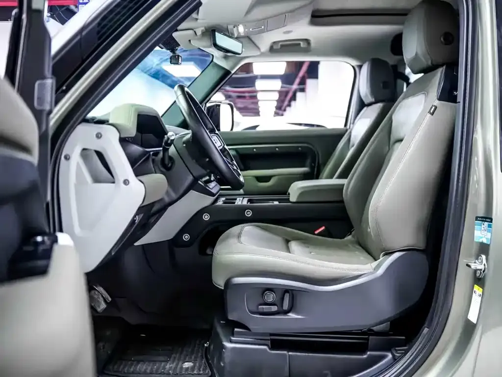 Land Rover Defender 2021 из CN, фото 10