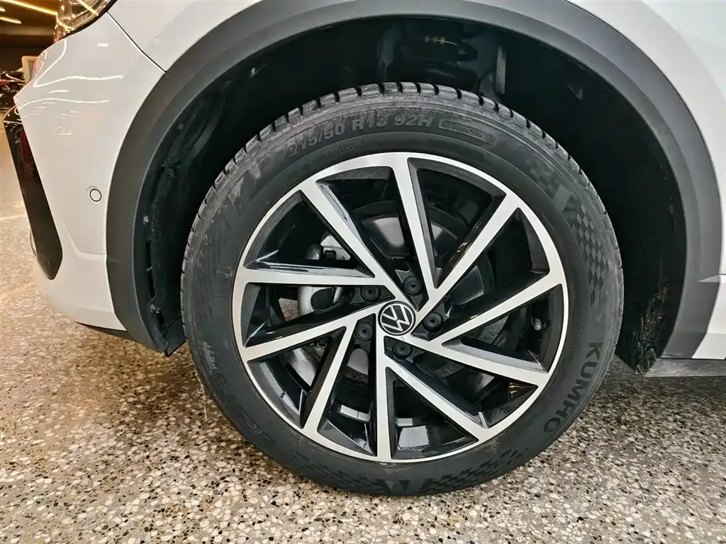 Volkswagen T-Roc 2024 из CN, фото 6