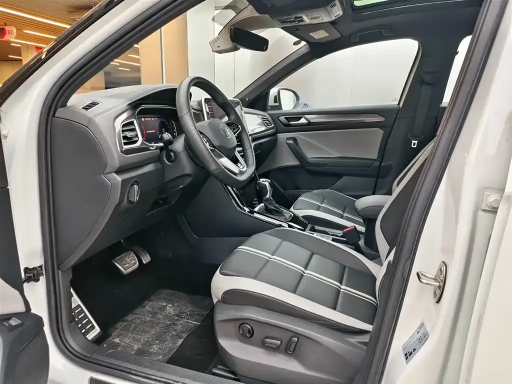 Volkswagen T-Roc 2024 из CN, фото 7