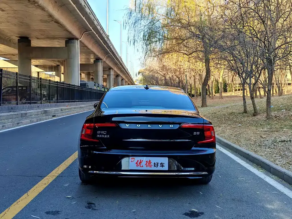Volvo S90 2023 из CN, фото 6