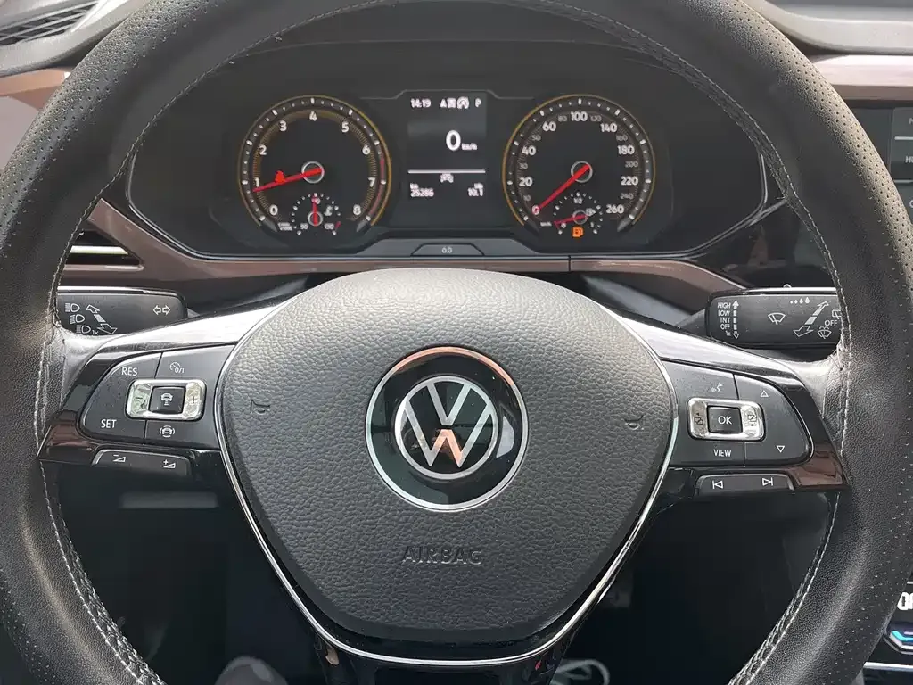 Volkswagen Tharu 2021 из CN, фото 9