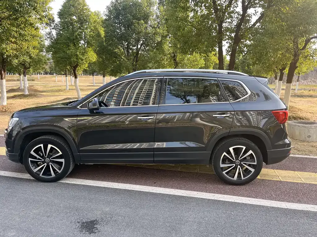 Volkswagen Tharu 2021 из CN, фото 4