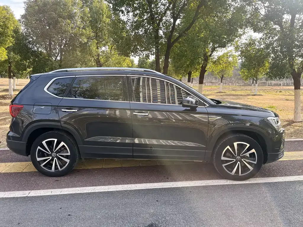 Volkswagen Tharu 2021 из CN, фото 3