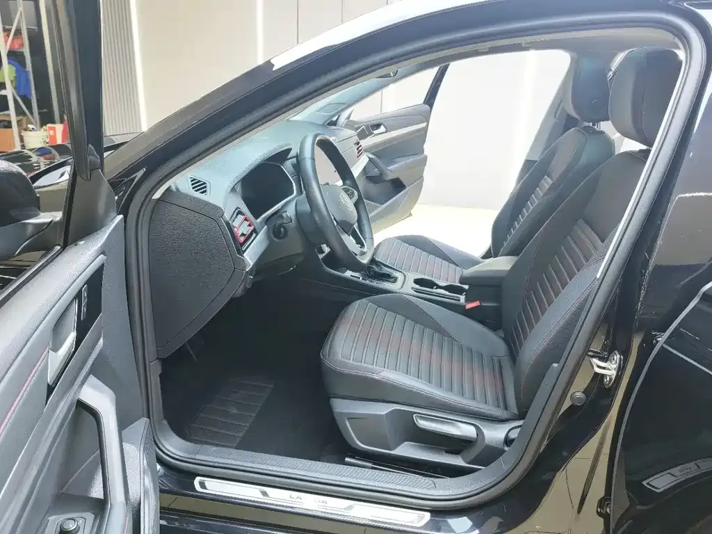 Volkswagen Lavida 2022 из CN, фото 10
