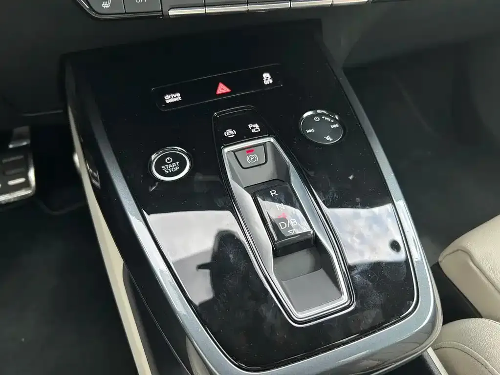 Audi Q4 e-tron 2024 из CN, фото 4