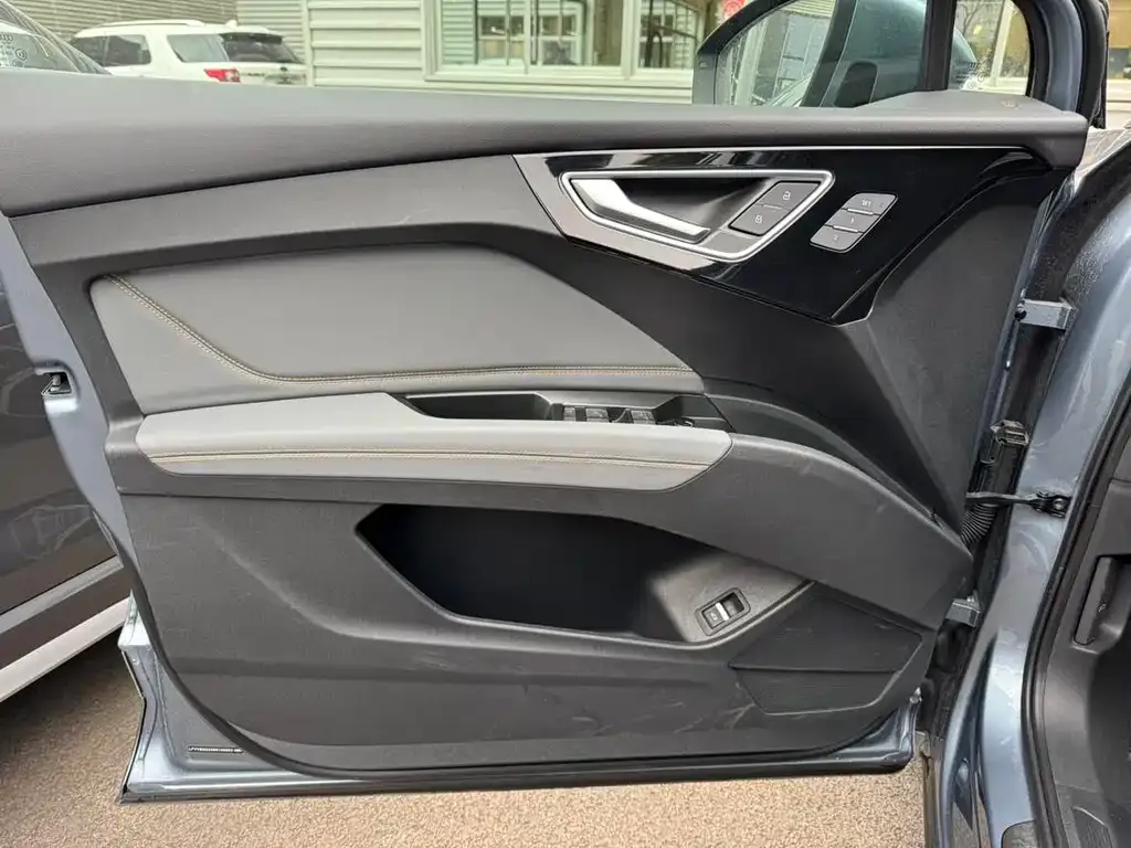 Audi Q4 e-tron 2024 из CN, фото 5