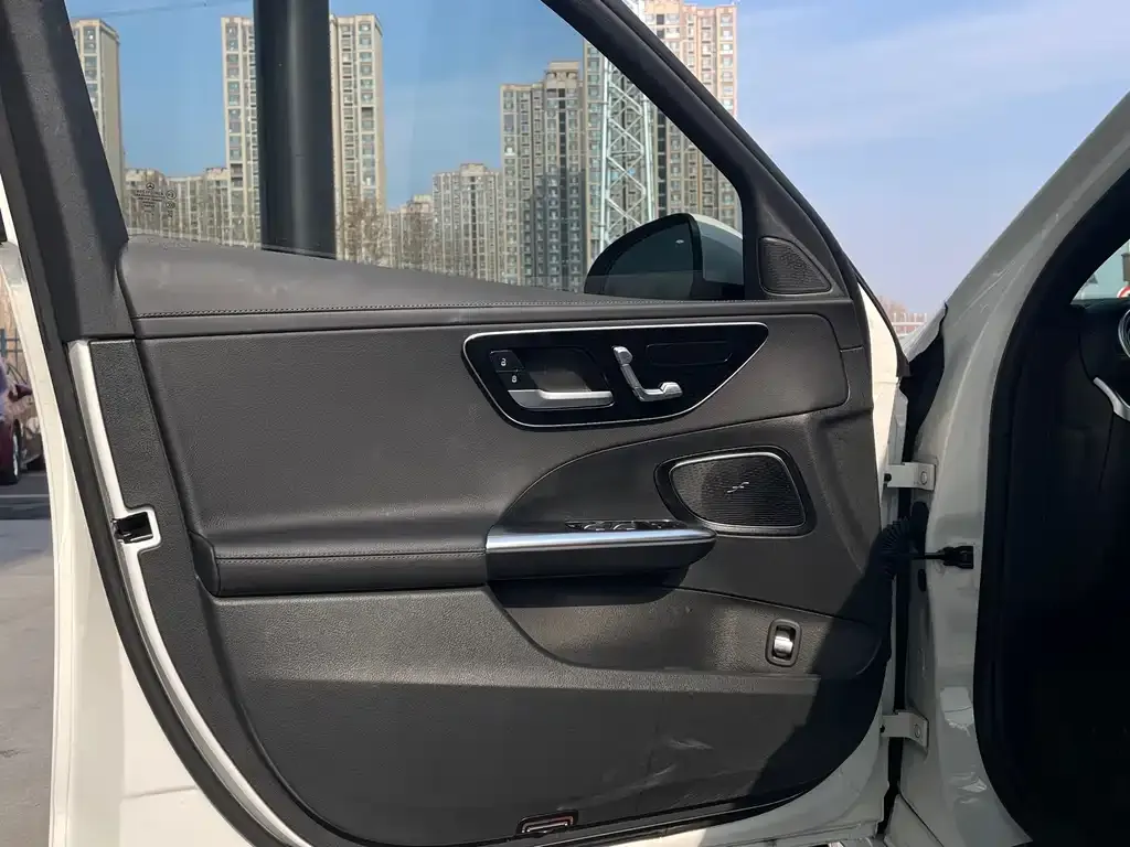 Mercedes-Benz C-Class 2024 из CN, фото 4
