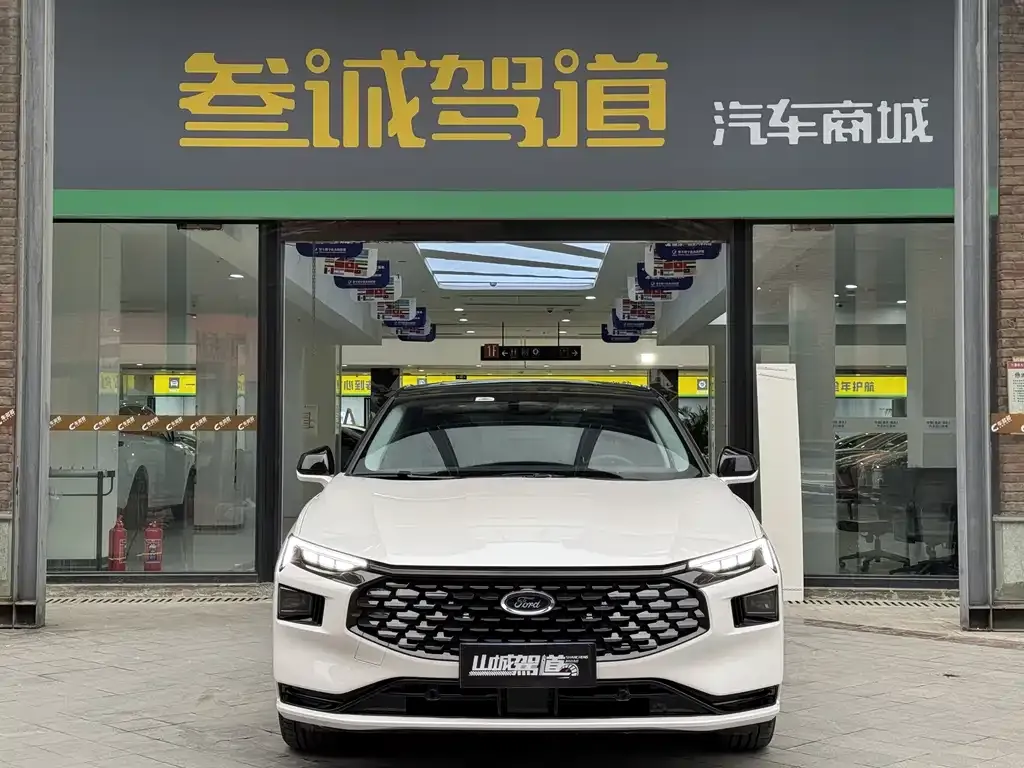 Ford Mondeo 2023 из CN, фото 6
