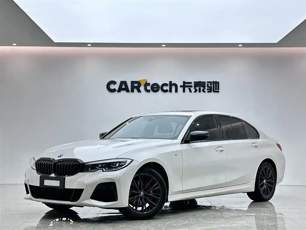 BMW 3 Series 2022 из CN, фото 1