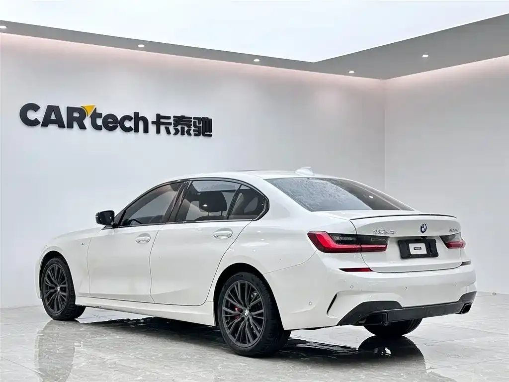 BMW 3 Series 2022 из CN, фото 3