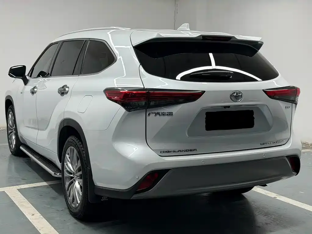 Toyota Highlander — фото 4