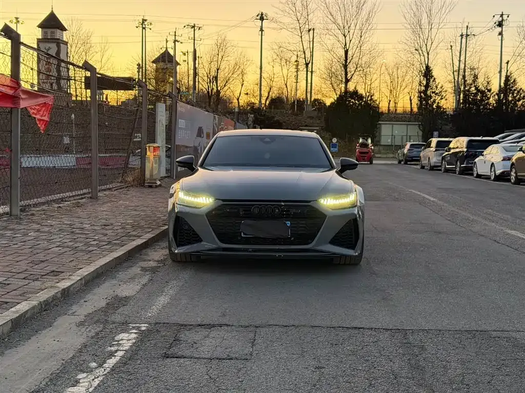 Audi RS 7 2024 из CN, фото 9