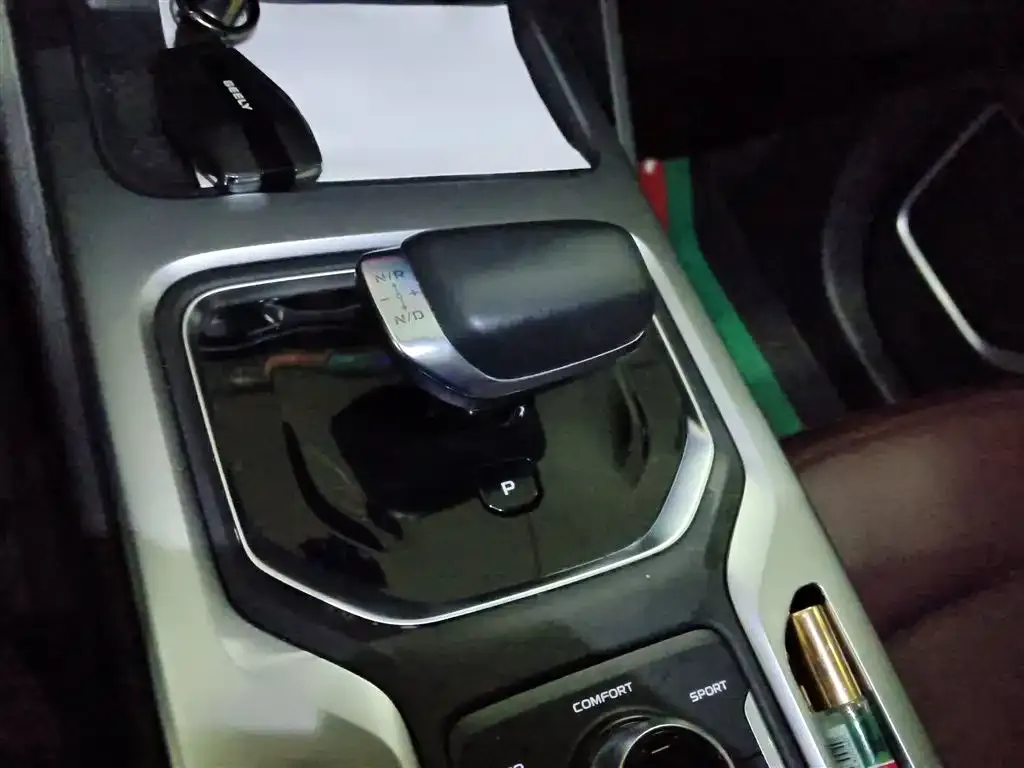 Geely Haoyue 2022 из CN, фото 3