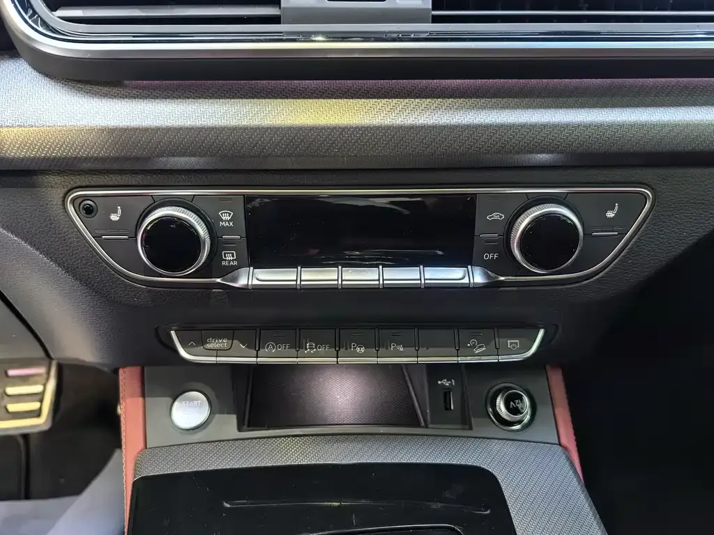 Audi Q5L 2025 из CN, фото 5