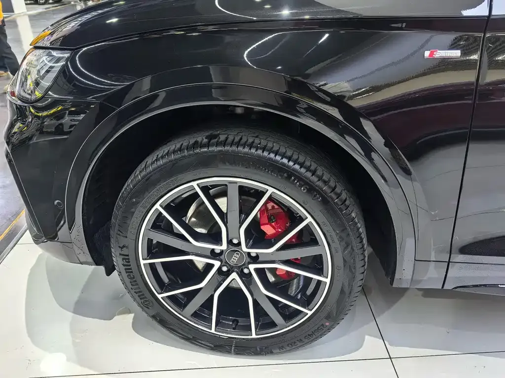Audi Q5L 2025 из CN, фото 6