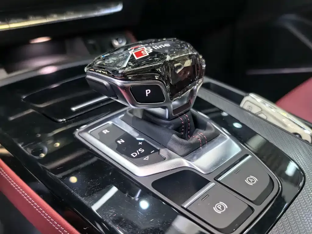 Audi Q5L 2025 из CN, фото 3