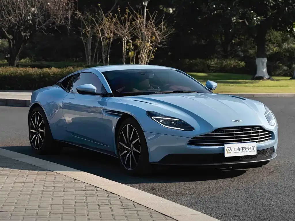 Aston Martin DB11 2024 из CN, фото 3