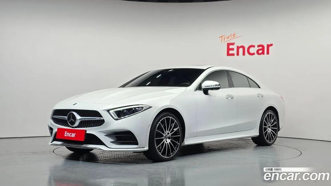 Mercedes-Benz CLS-Class — фото 1