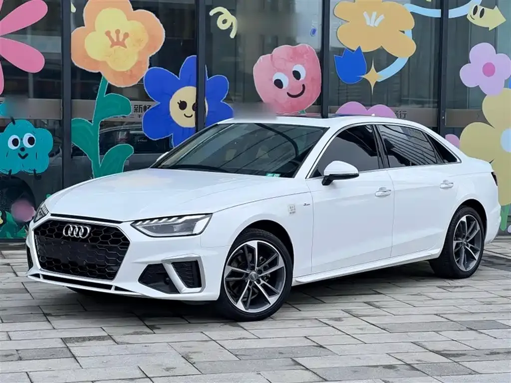 Audi A4L 2021 из CN, фото 1