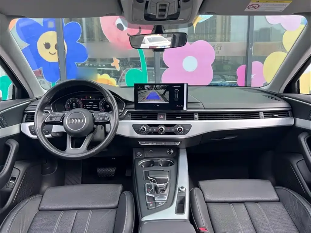 Audi A4L 2021 из CN, фото 4