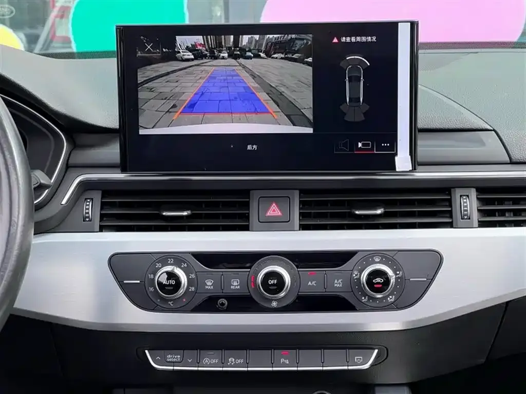 Audi A4L 2021 из CN, фото 7