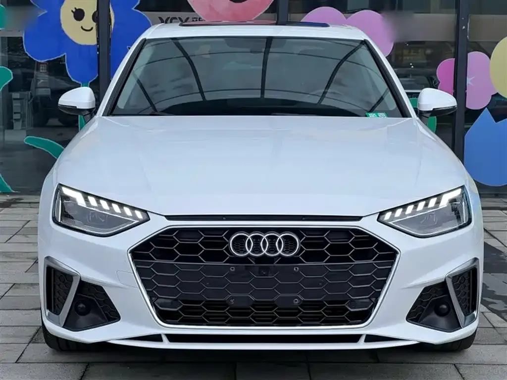Audi A4L 2021 из CN, фото 9