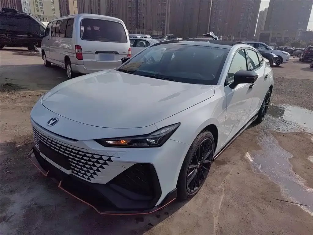 Changan UNI-V 2026 из CN, фото 1