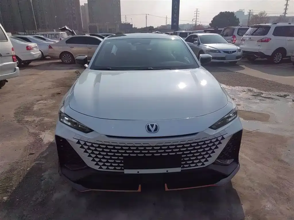 Changan UNI-V 2026 из CN, фото 6