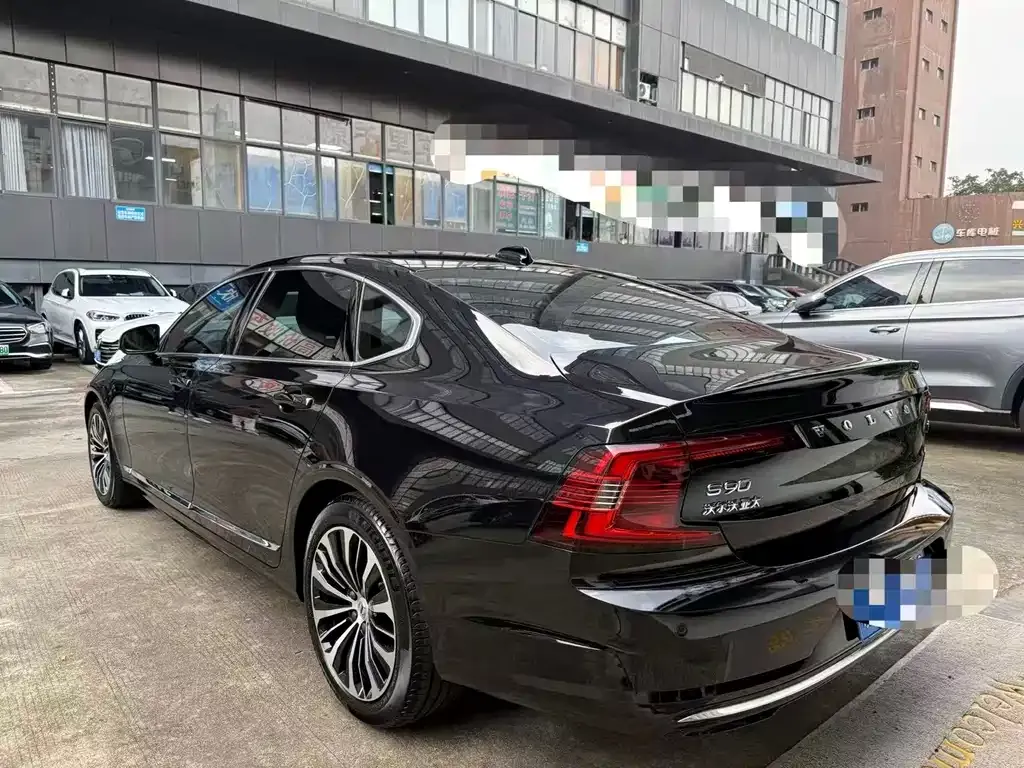 Volvo S90 2024 из CN, фото 9