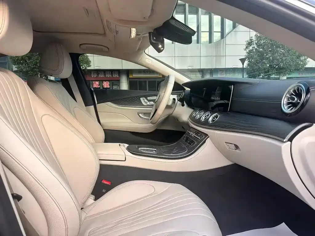 Mercedes-Benz CLS — фото 2